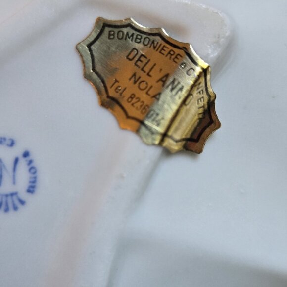 Vintage Nuovo Capodimonte Filli savastano Porcelain Bird Dish, Blue White - Picture 10 of 12